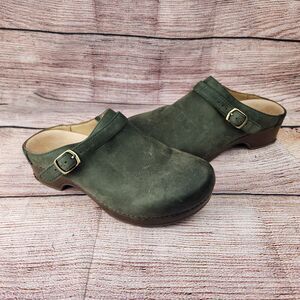 Dansko Berry Burnished Nubuck Mule Clogs Green Size 38 US 7.5
